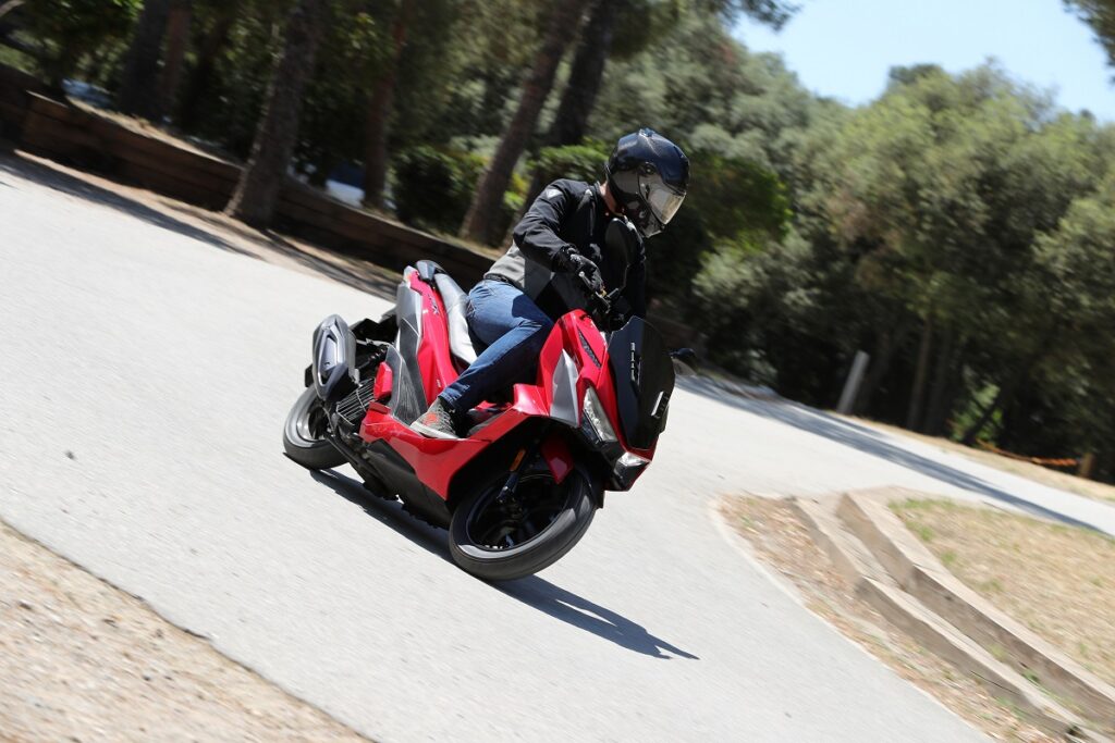 Prueba SYM Jet X 125: Calidad Xtra 14 SYM JET X 125 ABS 6