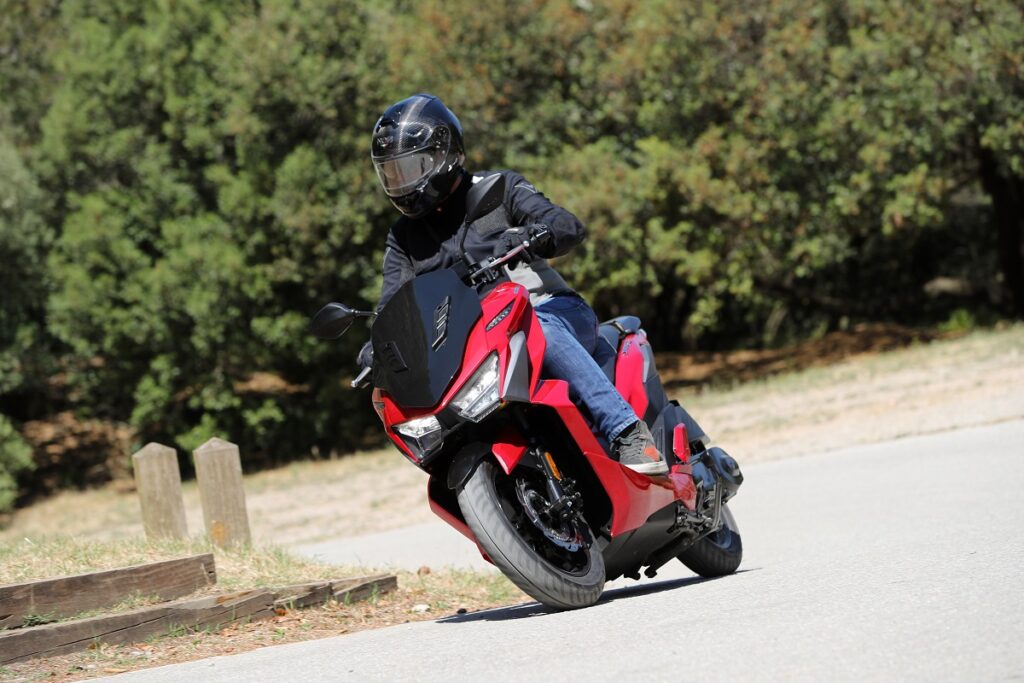 Prueba SYM Jet X 125: Calidad Xtra 16 SYM JET X 125 ABS 9