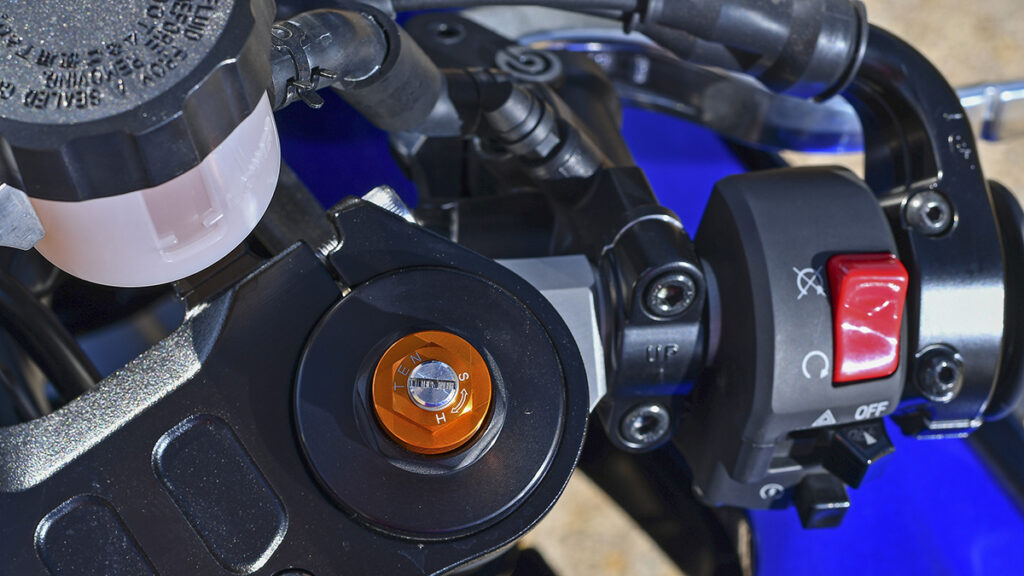 Prueba Yamaha R7: Cuando Supersport quiere decir Superdiversión 15 Yamaha R7 12
