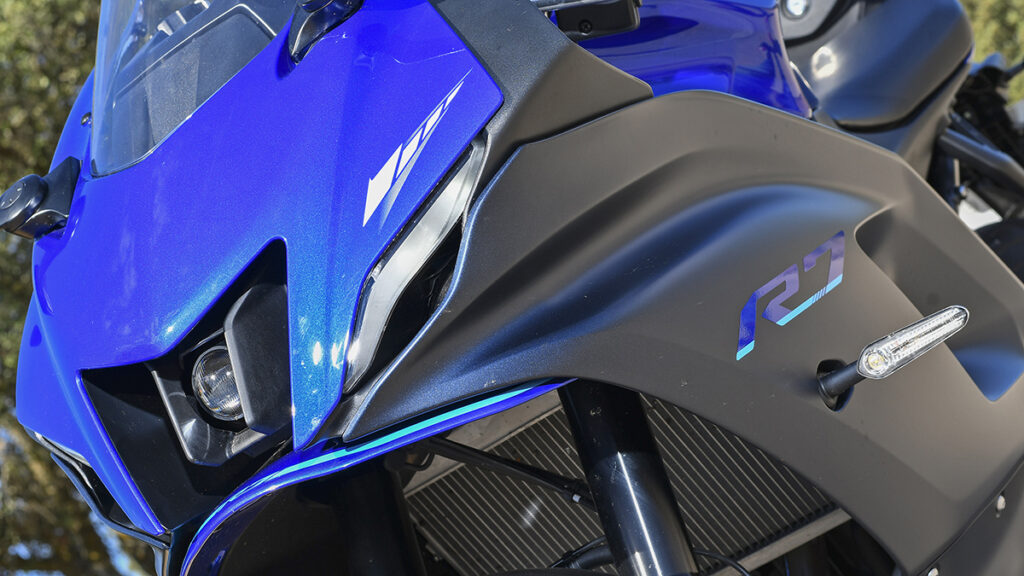 Yamaha R7 14