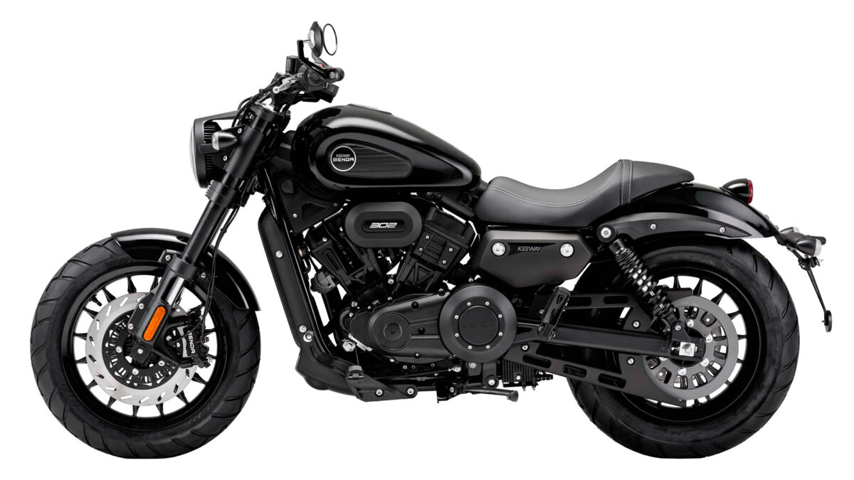 Nuevas Keeway V-Cruise 125 y V302C: ampliando su gama custom 1 Keeway V300