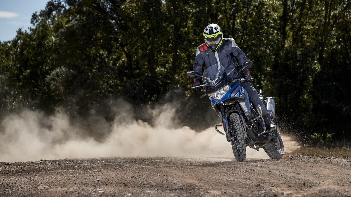 Los 11 puntos que hay que cuidar para tener tu moto trail en perfecto estado de revista 13 motos trail 8 edited