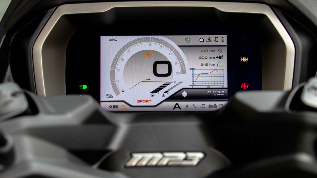 Nuevo Piaggio MP3 2022: más seguro y conectado que nunca 11 piaggio-mp3-2022