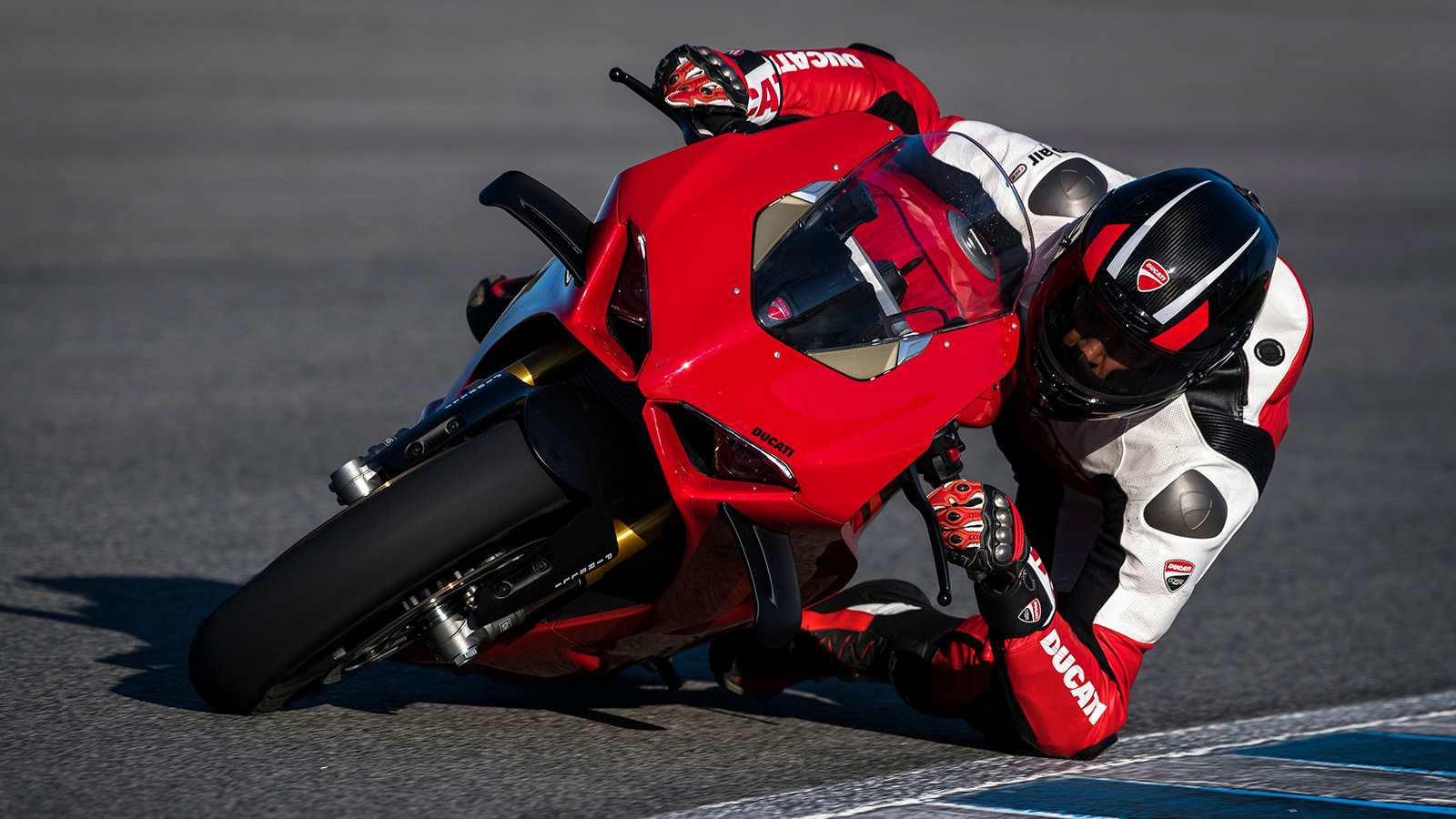 Ducati Panigale V4 2023: nueva vertiente electrónica para mejorar el rendimiento