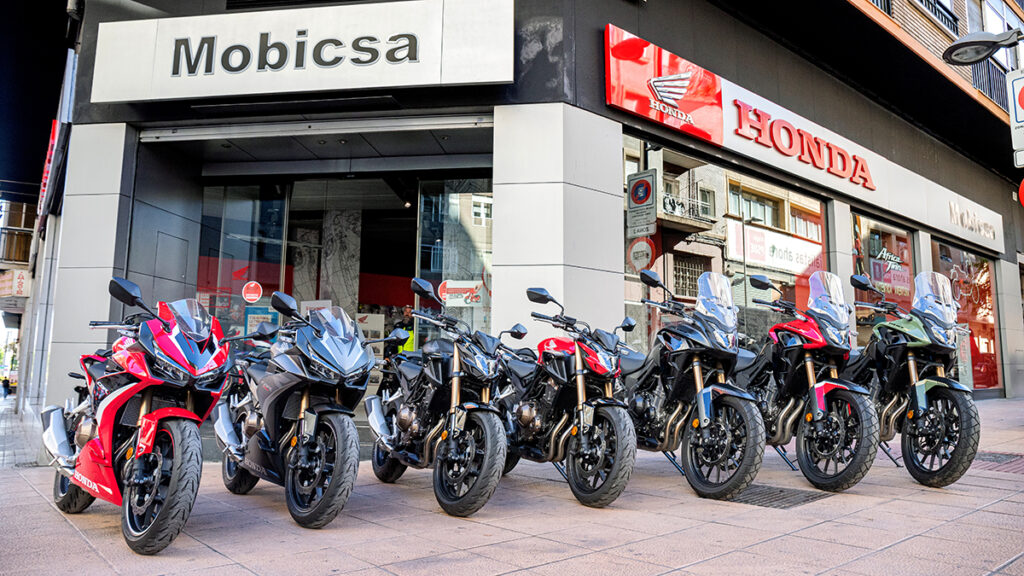 Tres formas de viajar con una HondA2 12 HondaCB500
