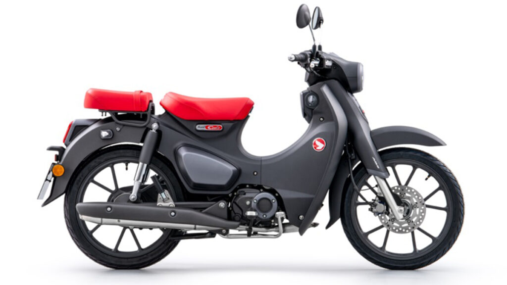 Estas son todas las motos 125 de Honda para el carnet de coche 16 Honda Super Cub C 125