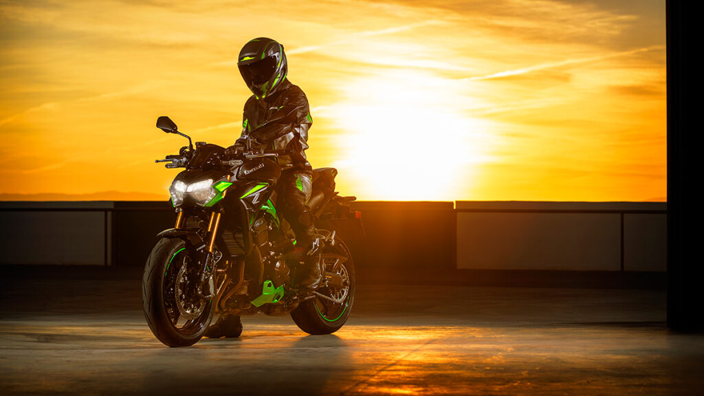 Es la moto más vendida en España y ahora te puedes ahorrar más de 1.200 € 11 Kawasaki Z900 2