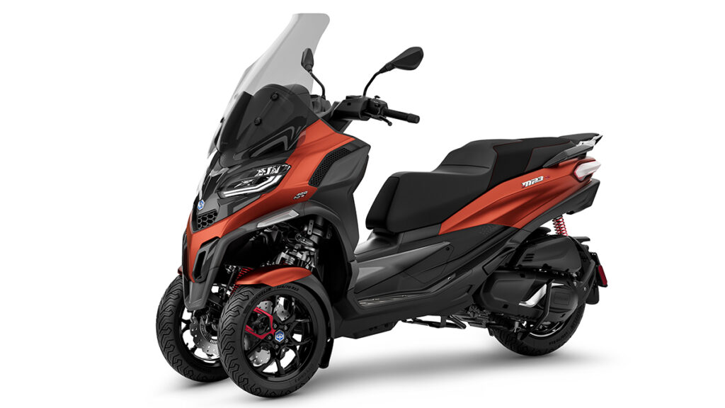 Piaggio MP3 2022