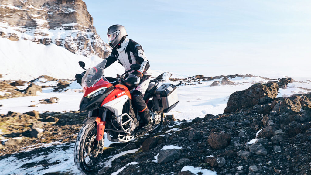 España es el tercer país productor de equipamiento motero en Europa 10 equipamiento motero agv tourmodular