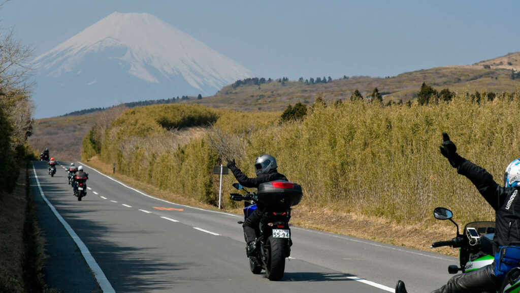 Los mejores lugares para visitar en moto 7 japon en moto 07
