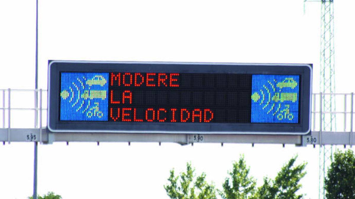 La DGT invertirá 14 millones de euros en comprar más radares de velocidad 5 panel radar