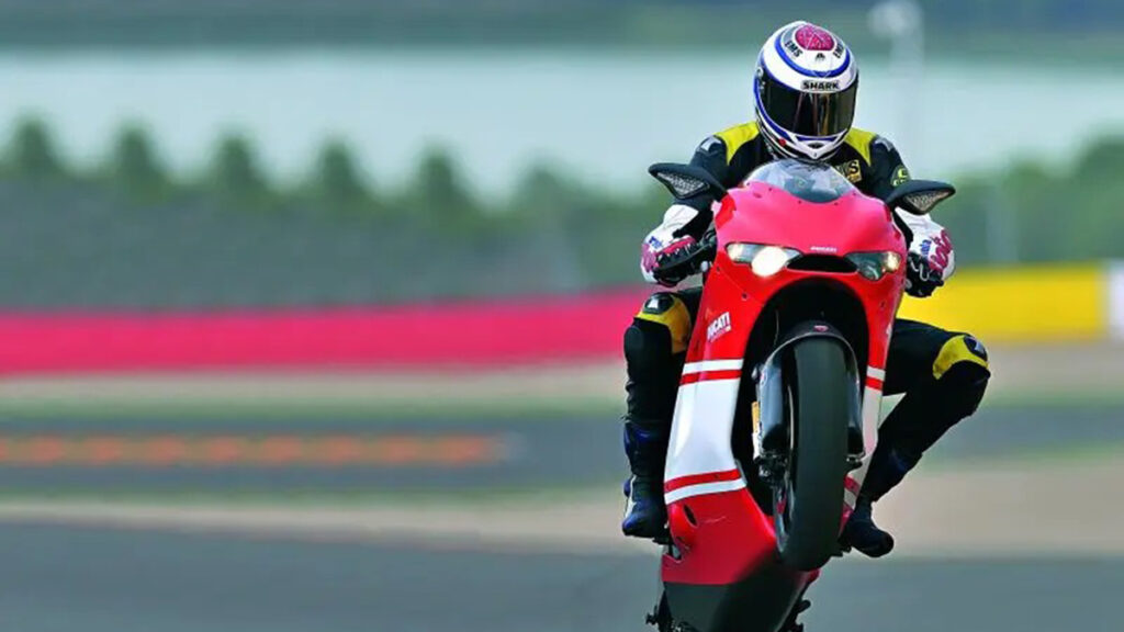 La magia del GP de Aragón 2022 para los pilotos y también para los espectadores 10 2