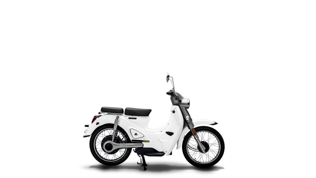 Motron Cubertino: un ciclomotor eléctrico de estética clásica 2 CUBERTINO WHITE