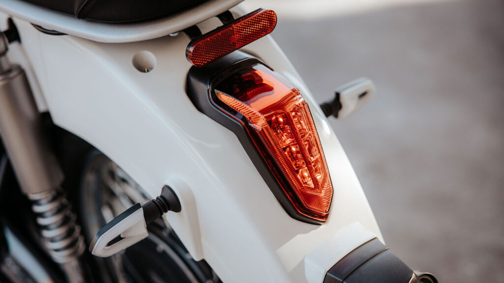 Motron Cubertino: un ciclomotor eléctrico de estética clásica 3 Motron Cubertino5