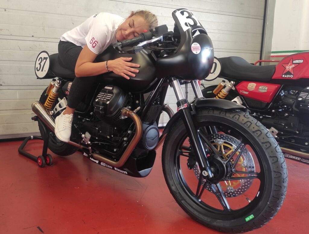 Moto Guzzi Fast Endurance: La carrera (parte 3) 29 moto guzzi fast endurance mugello 2022 bego box v7