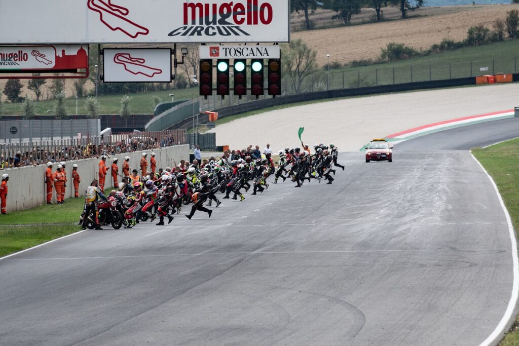 Moto Guzzi Fast Endurance: La carrera (parte 3) 21 moto guzzi fast endurance mugello 2022 salida 2