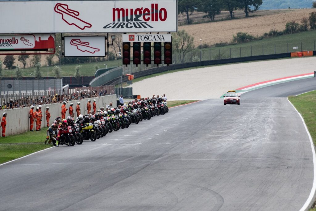 Moto Guzzi Fast Endurance: La carrera (parte 3) 22 moto guzzi fast endurance mugello 2022 salida 3