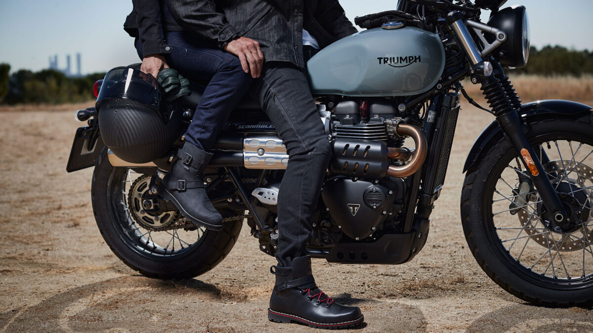 RACERED tiene nuevos pantalones vaqueros para moto: protección triple A  para ir seguros y a la moda