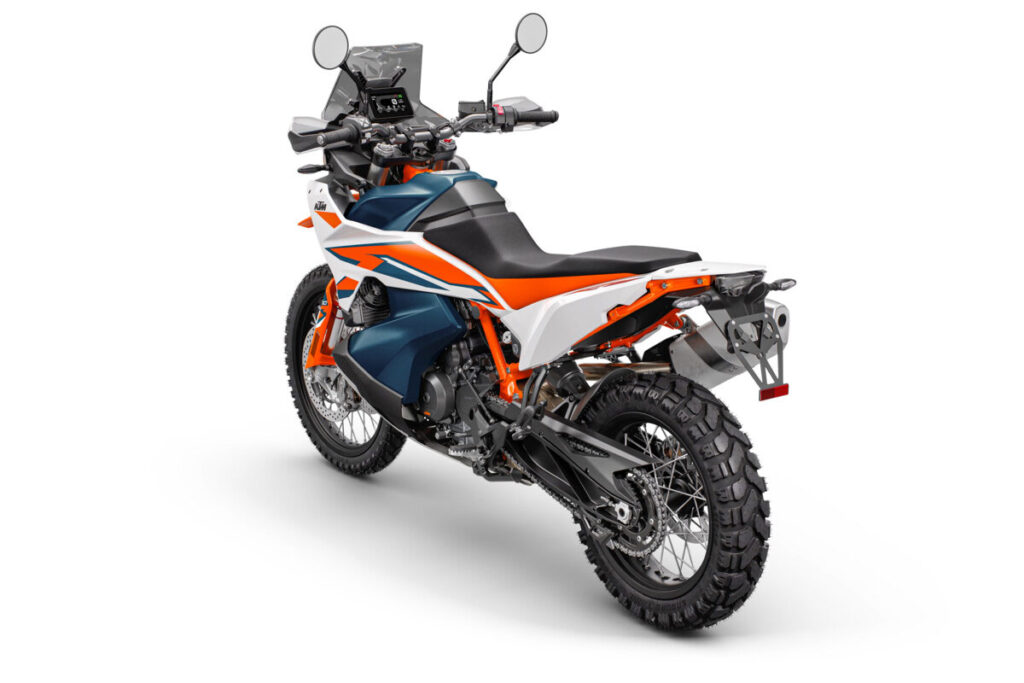 2023 KTM 890 ADV R4