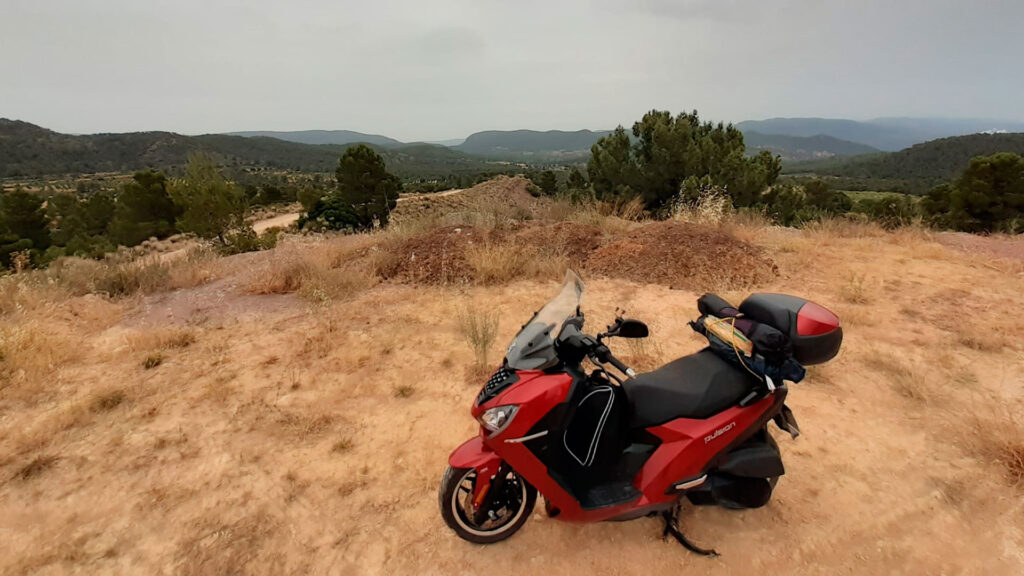 El primer participante de la Peugeot Road Roar Pulsion Edition completa 5.000 km por España 4 Foto PeugeotMotocycles RoadRoar Pulsion 2