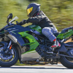 Gama RS 2023 de Kawasaki 31 Kawasaki Ninja H2 SX-SE 2023