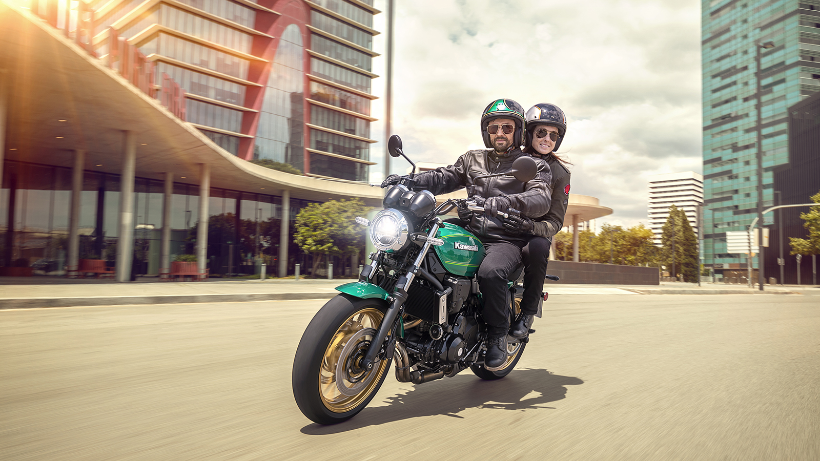 Chollos Kawasaki: nuevos modelos de las sagas Z y Ninja con descuentos de hasta 1.200 euros 5 Kawasaki Z650 RS 2023
