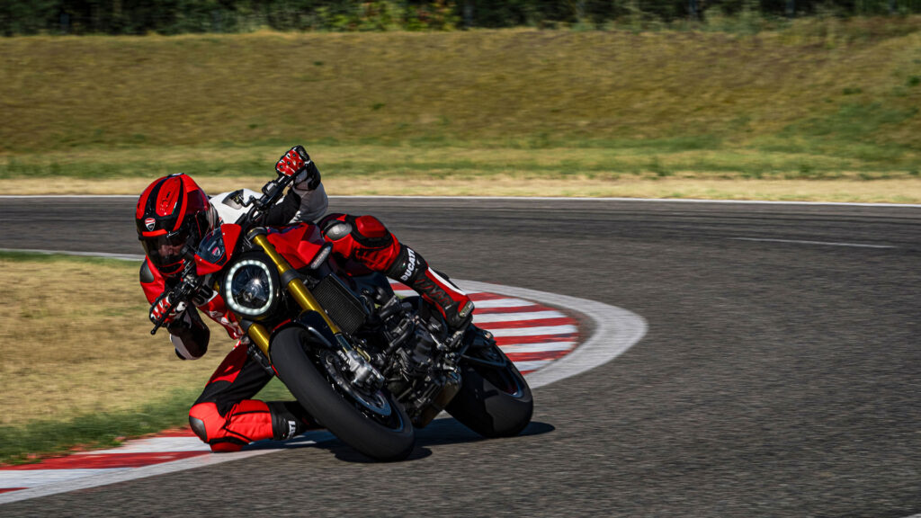 Ducati Monster SP 2023: más ligereza y deportividad 12 MY23 Ducati Monster SP 66 UC426904 High