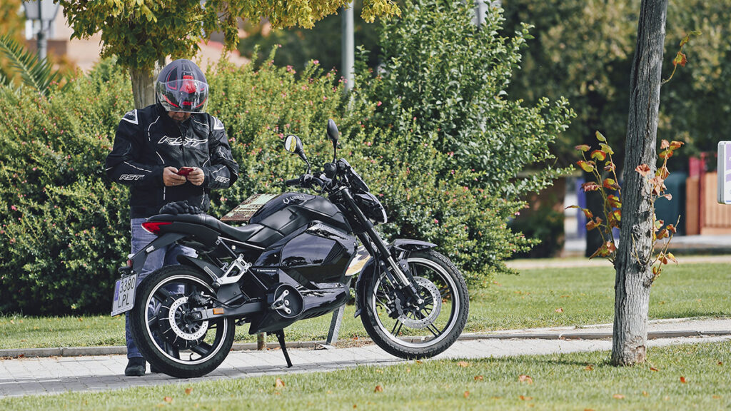 Prueba Urbet Gadiro E125: Básicamente eléctrica 21 Urbet Gadiro E125 1