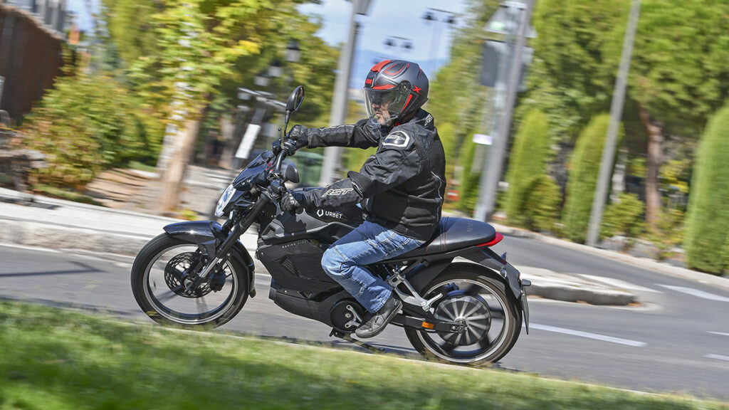 Prueba Urbet Gadiro E125: Básicamente eléctrica 18 Urbet Gadiro E125 12