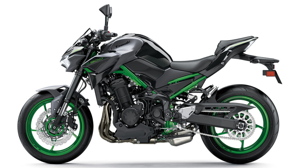 Hazte con la superventas Kawasaki Z900 2023 o la Kawasaki Z900 Performance Carbono 2023 beneficiándote de un ahorro de más de 2.000 euros 11 Kawasaki Z900 2023