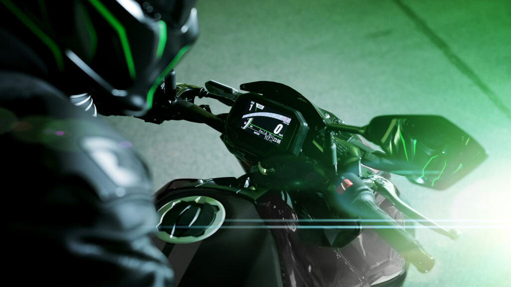 La saga Kawasaki Z900 estrena nuevos colores para 2023 3 kawasaki-z900-2023