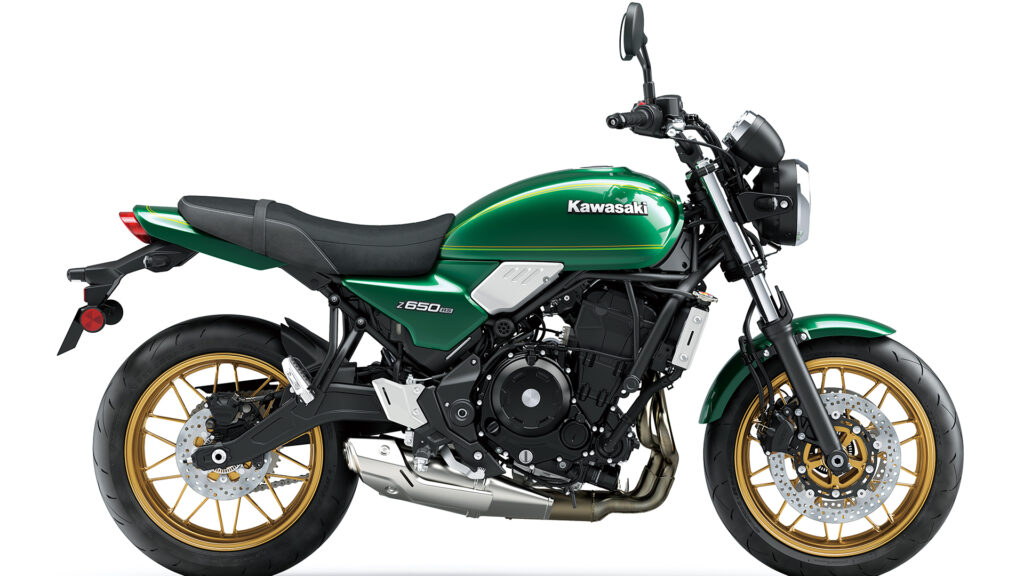 Gama RS 2023 de Kawasaki: nuevos colores que evocan míticos modelos de la marca 2 kawasaki z900 rs 2023 1