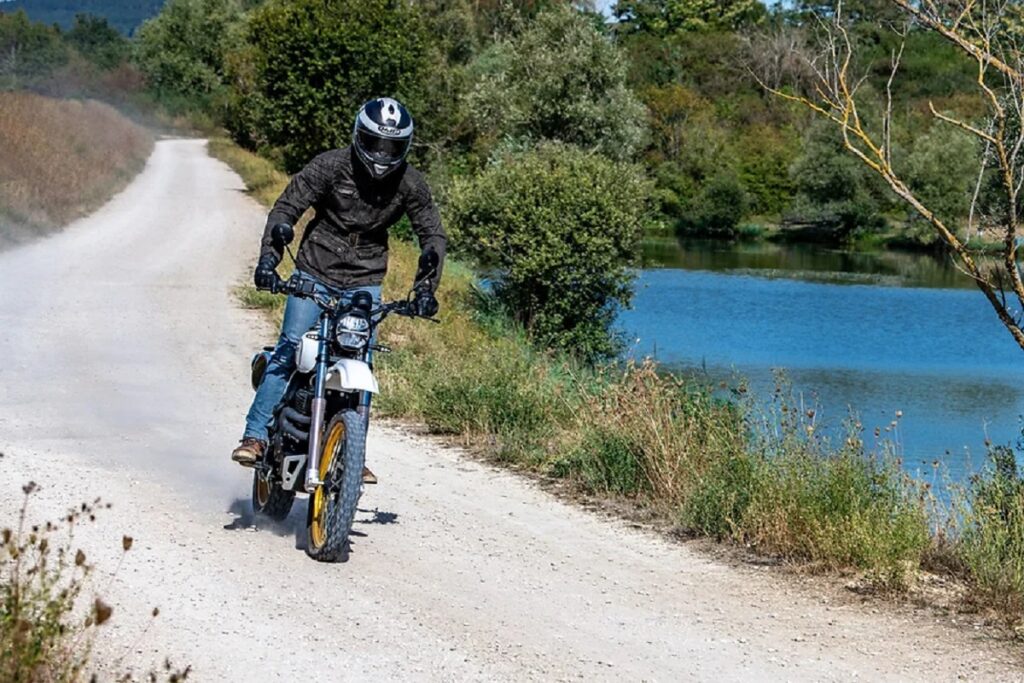 Nueva Mash X-Ride 650 Trail, ya disponible 10 mash x ride 650 trail accion off road