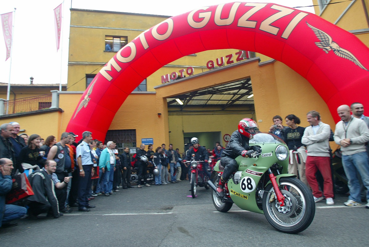 moto guzzi eventos apertura