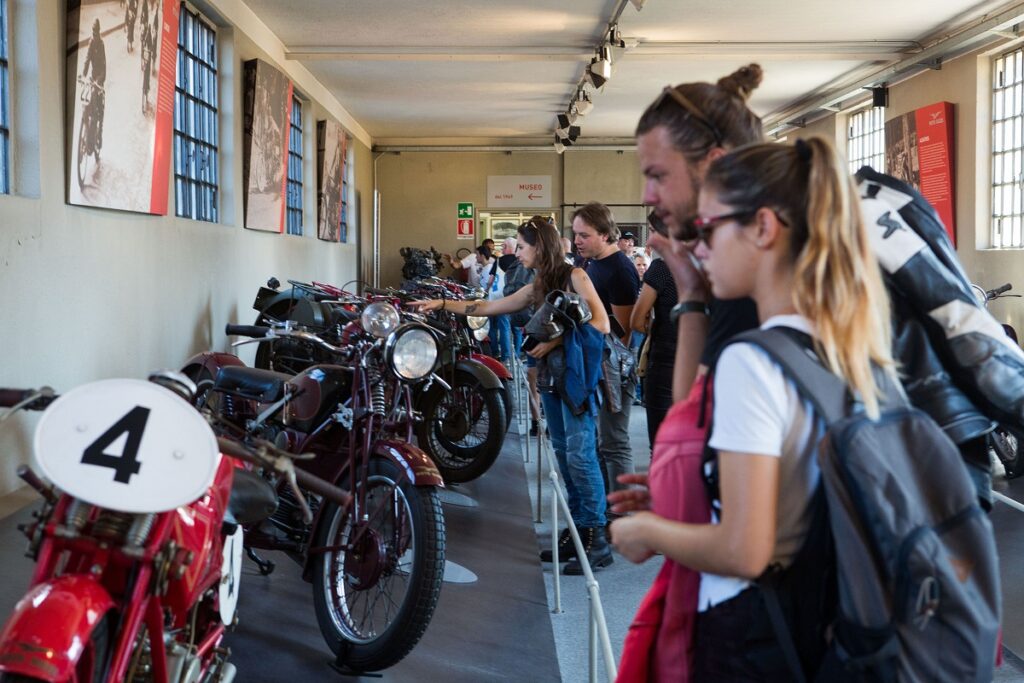 Moto Guzzi World Days: la fiesta del águila ya está aquí 12 moto guzzi museo
