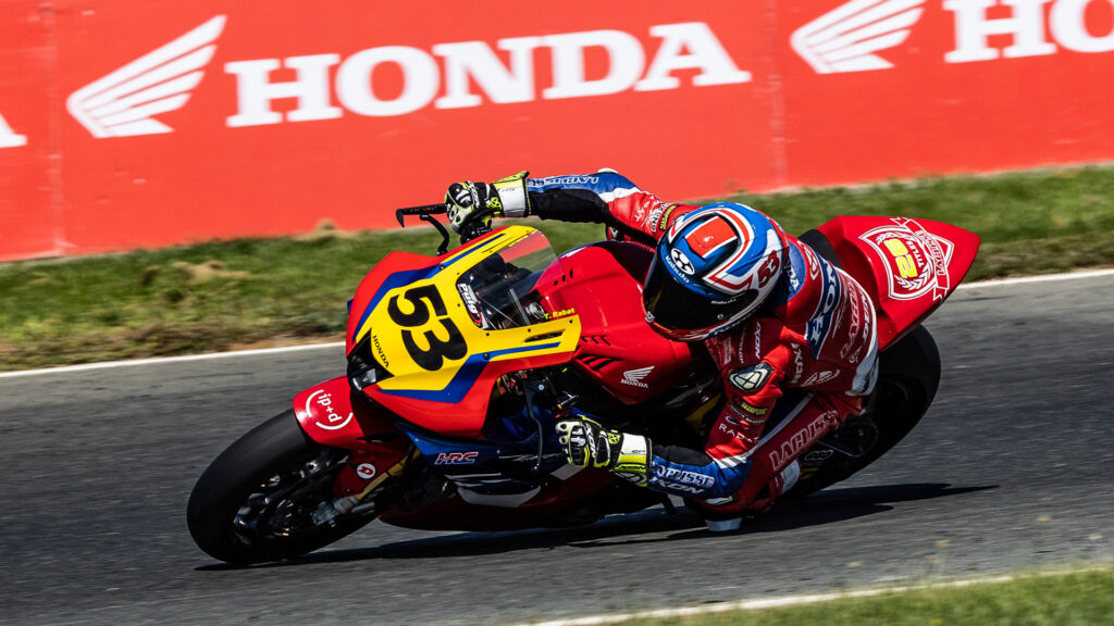Tito Rabat se proclama campeón de España de Superbike 2 tito