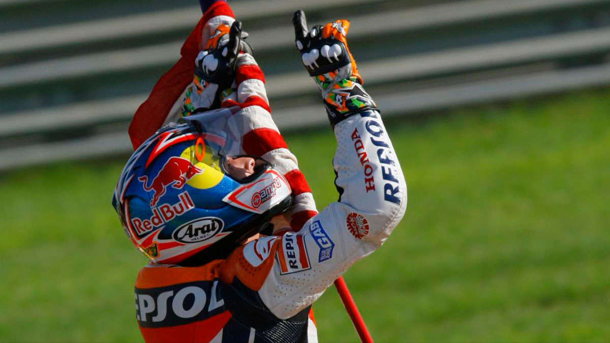El trabajo 'fácil' de Bagnaia y la gesta de Quartararo en Valencia: un guion parecido al de 2006 1 178838 hayden 1280x960 nov5.jpg..gallery full top fullscreen.gallery full top lg