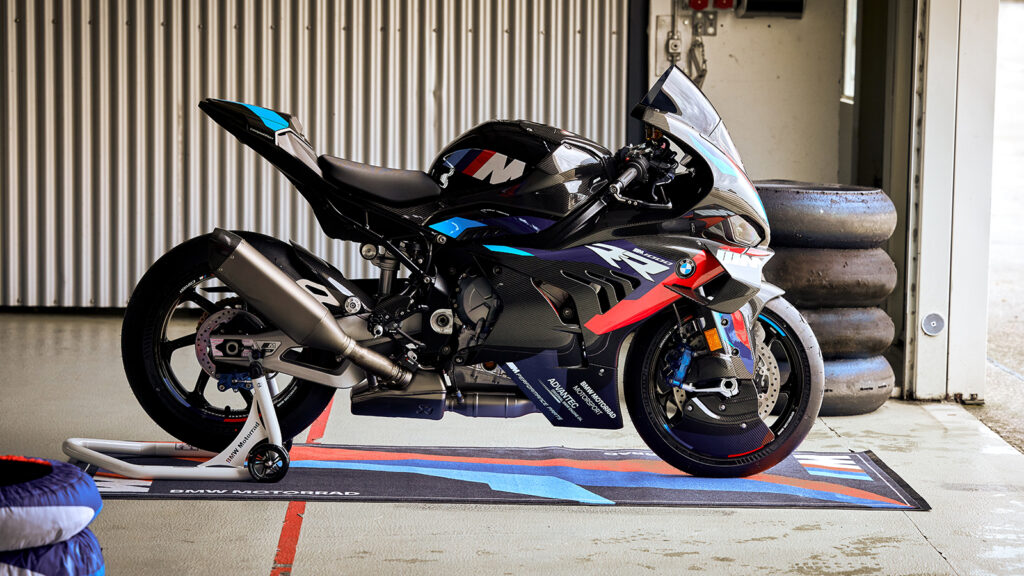 BMW presenta el nuevo safety car de MotoGP para la temporada 2023 3 BMW M 1000 RR 2023