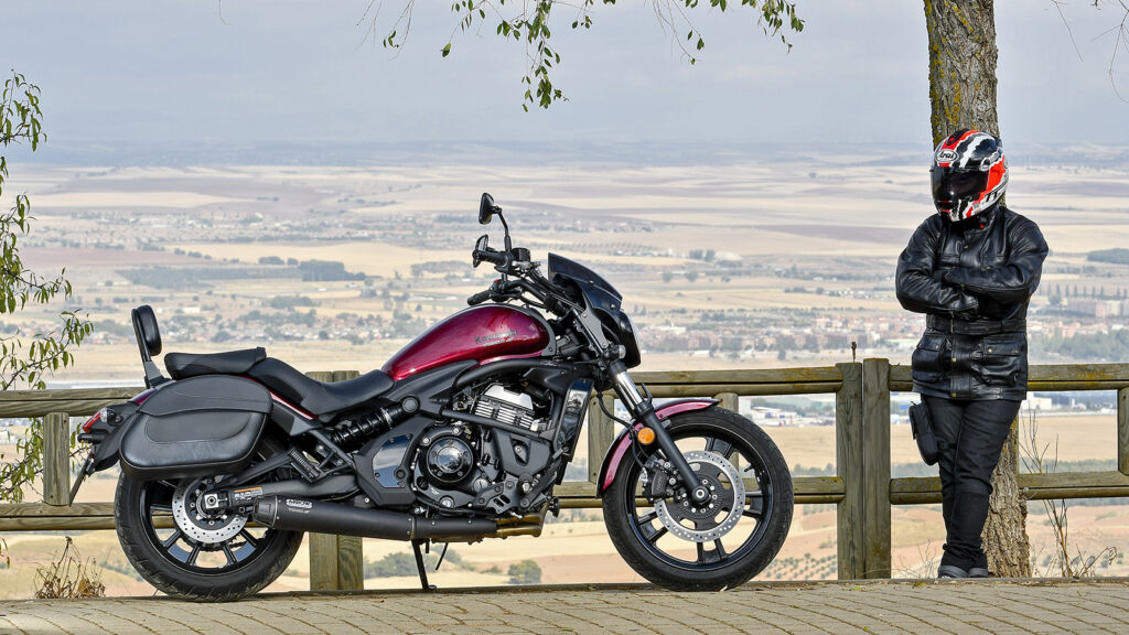 La Kawasaki Vulcan S da rienda suelta a tus genes custom con la promoción Kawa-Go! de sus 3 modelos 12 Kawasaki Vulcan S 2023