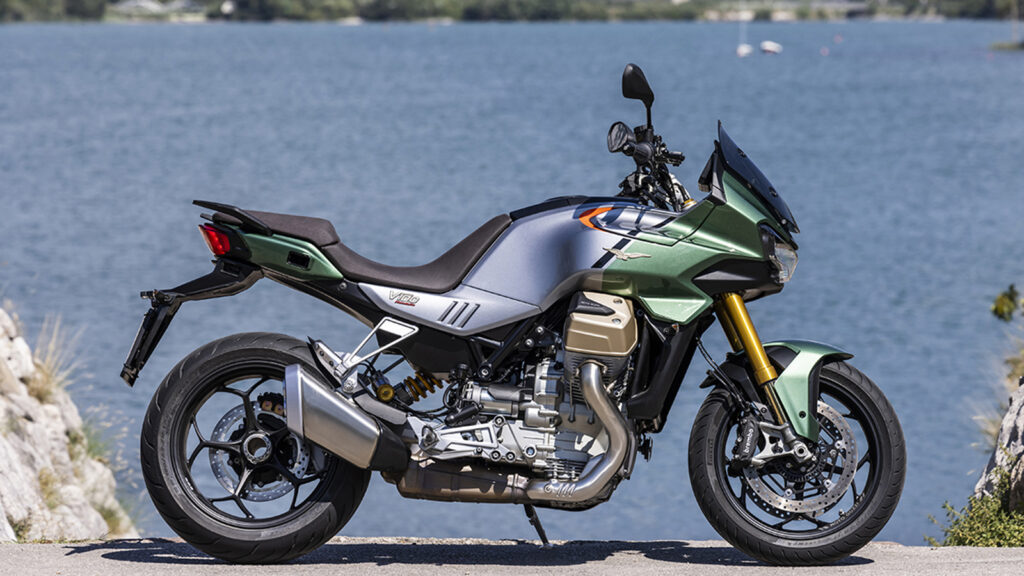 BMW R 1250 RS: estos son sus precios y las motos rivales 11 Prueba Moto Guzzi V100 Mandello