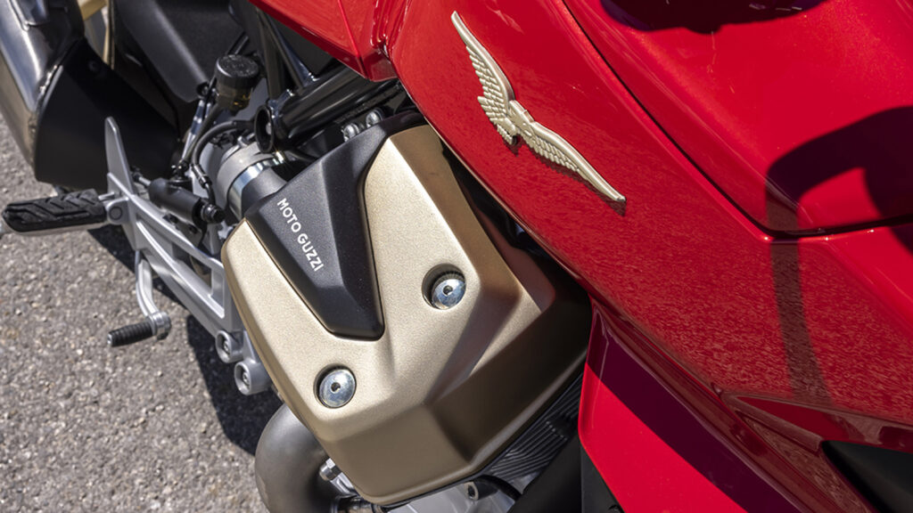 Moto Guzzi V100 Mandello S: un reencuentro con el futuro de la historia 12 Prueba Moto Guzzi V100 Mandello