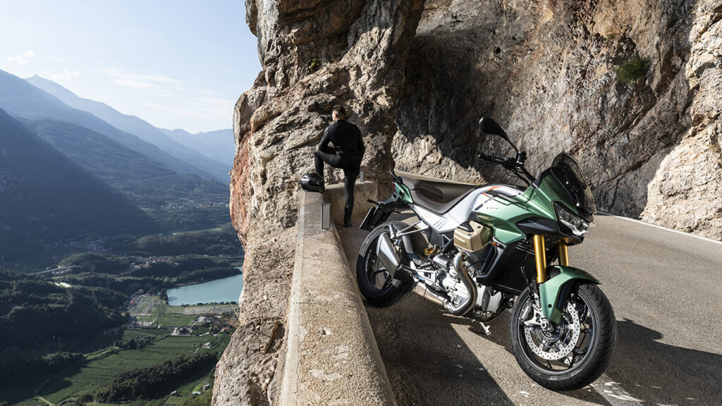 Prueba Moto Guzzi V100 Mandello: El renacer del águila centenaria 11 Moto Guzzi V100 Mandello 8