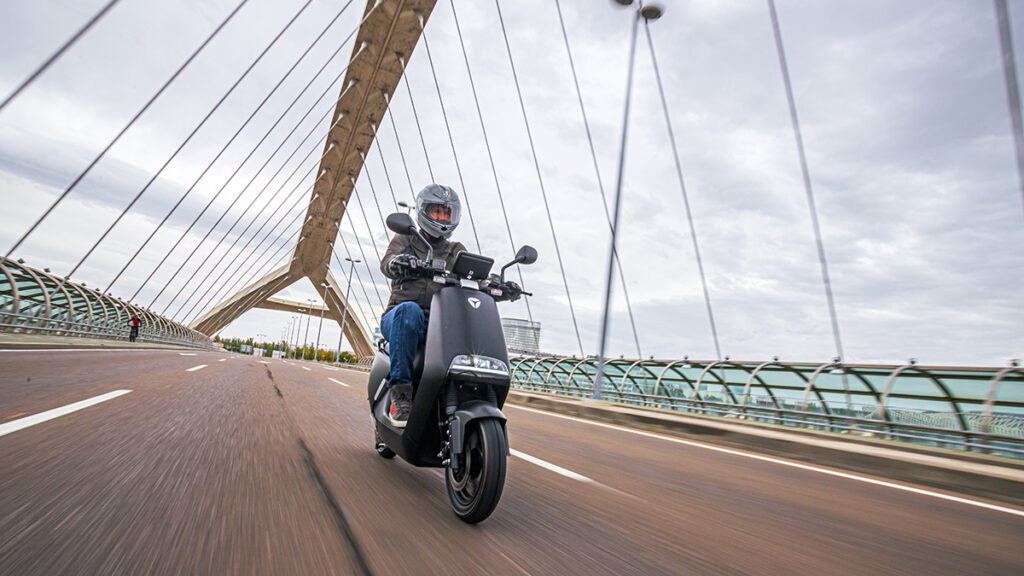 La gama de scooters eléctricos Yadea: membresía del silencio 21 Tadea G5S 3