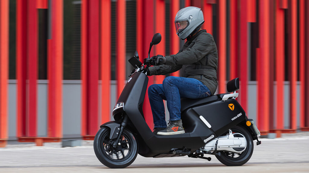 La gama de scooters eléctricos Yadea: membresía del silencio 18 Tadea G5S 5