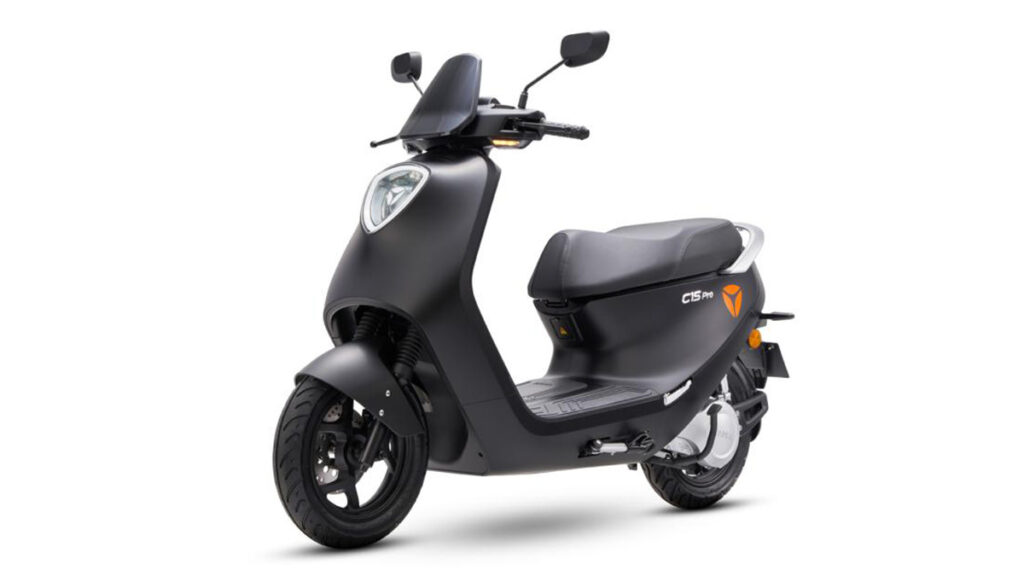La gama de scooters eléctricos Yadea: membresía del silencio 15 Yadea 7
