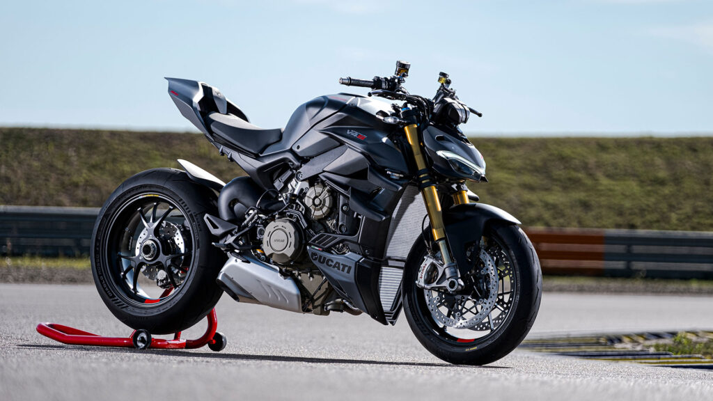 Ducati Streetfighter V4 2023: las mejoras de la Panigale V4 se trasladan a la hypernaked 2 ducati streetfighter v4 s 2023 3