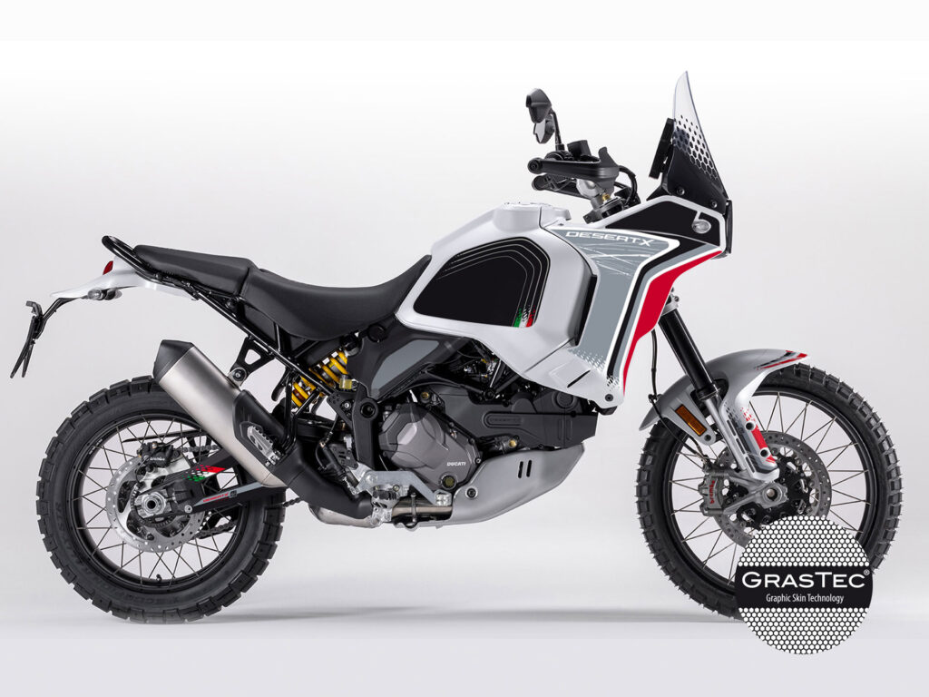 Así de bonita y protegida queda la Ducati DesertX con el nuevo kit de Uniracing 2 kit uniracing ducati desertx 2