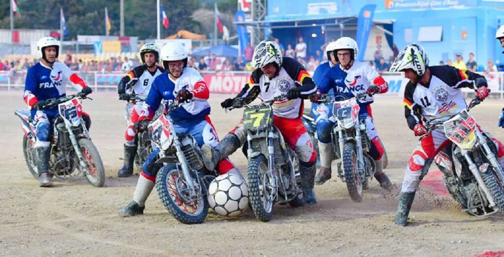 Motos Made In Spain: ¿Motoball? Fútbol con OSSA Phantom y Bultaco Pursang 13 motoball campeonato europeo