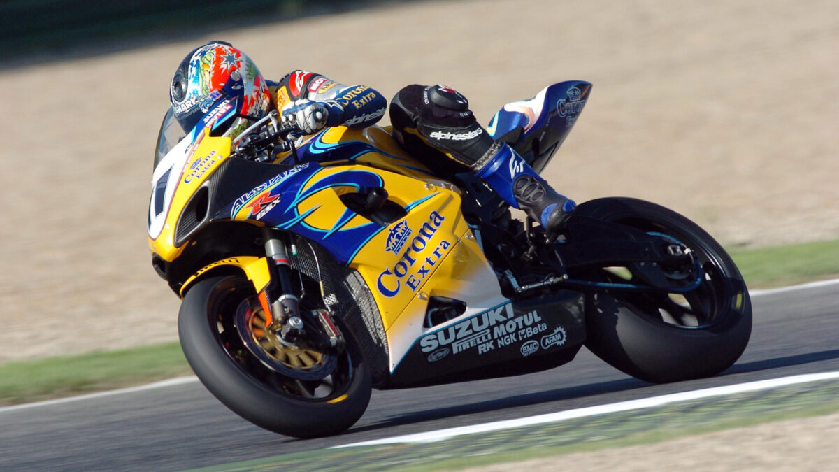 suzuki gsx r1000 corser