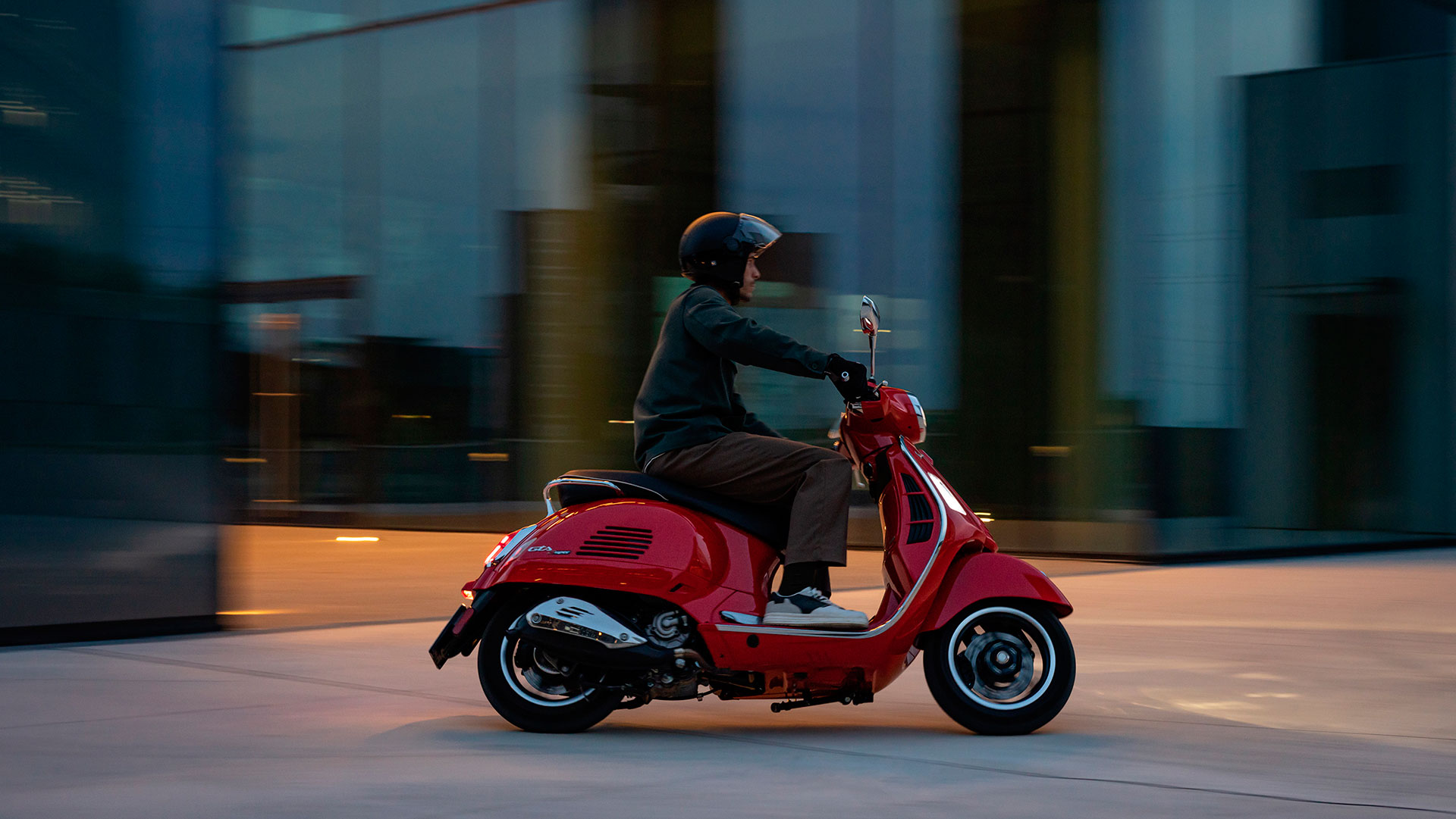 La gama Vespa te regala 300 euros en su promoción de otoño